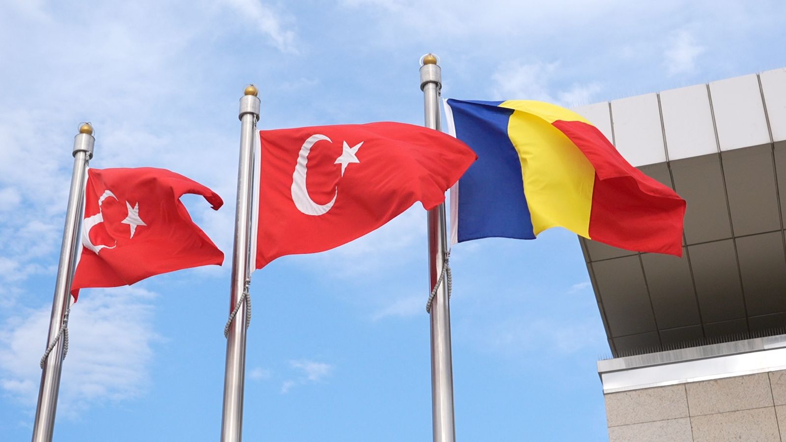 Românii pot călători în Turcia doar cu buletinul, fără viză. Erdogan a publicat decretul