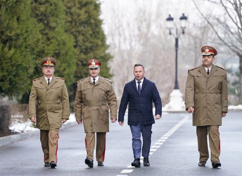 Ionuț Moșteanu lasă baltă pensile militare și veteranii Ionuț Moșteanu lasă baltă pensile militare și veteranii