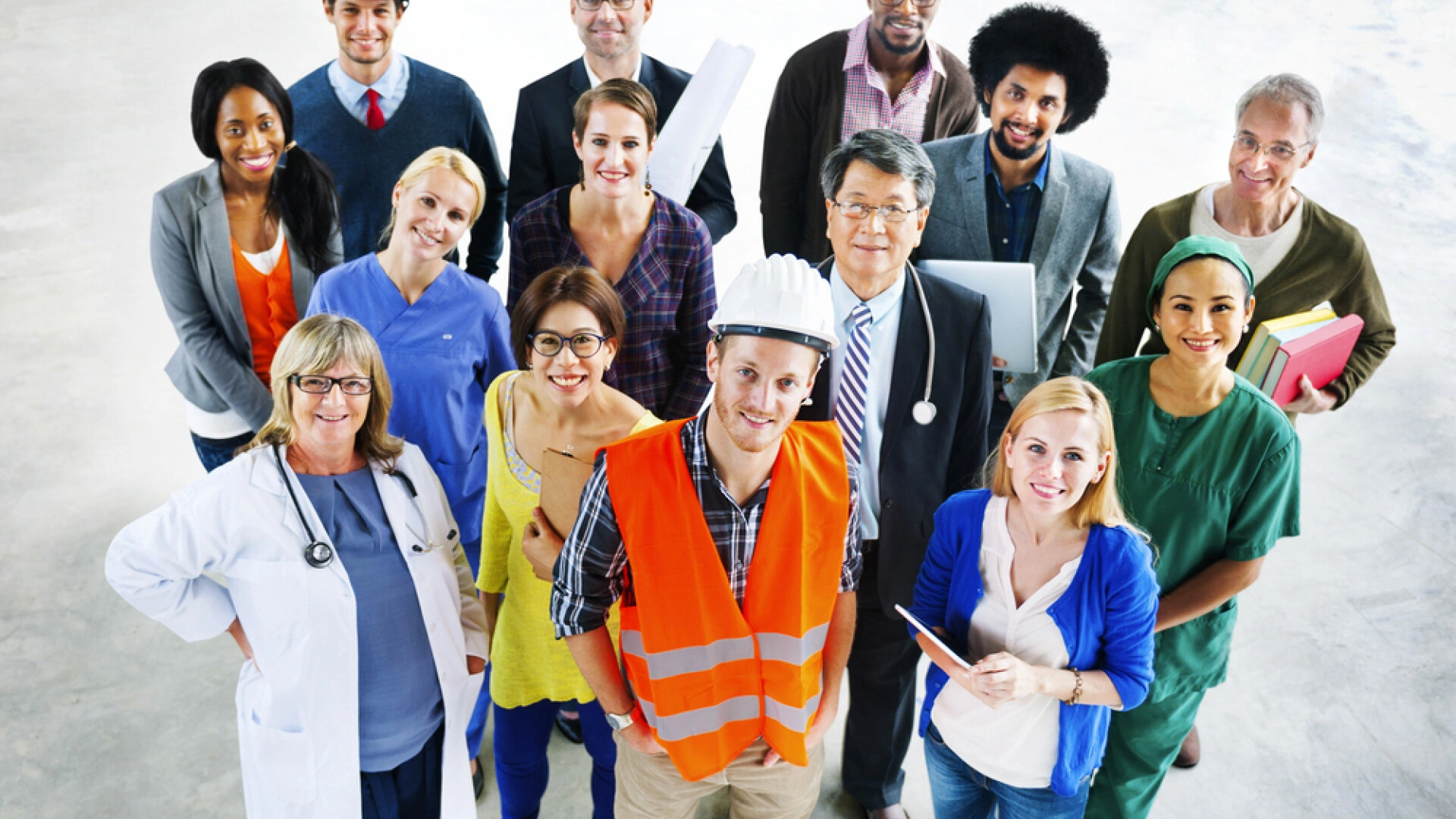 Cele mai căutate meserii în România în următorii 10 ani: Ce profesii vor domina piața muncii