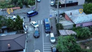 Percheziții la interlopi din clanurile Pian și Purcel Percheziții la interlopi din clanurile Pian și Purcel