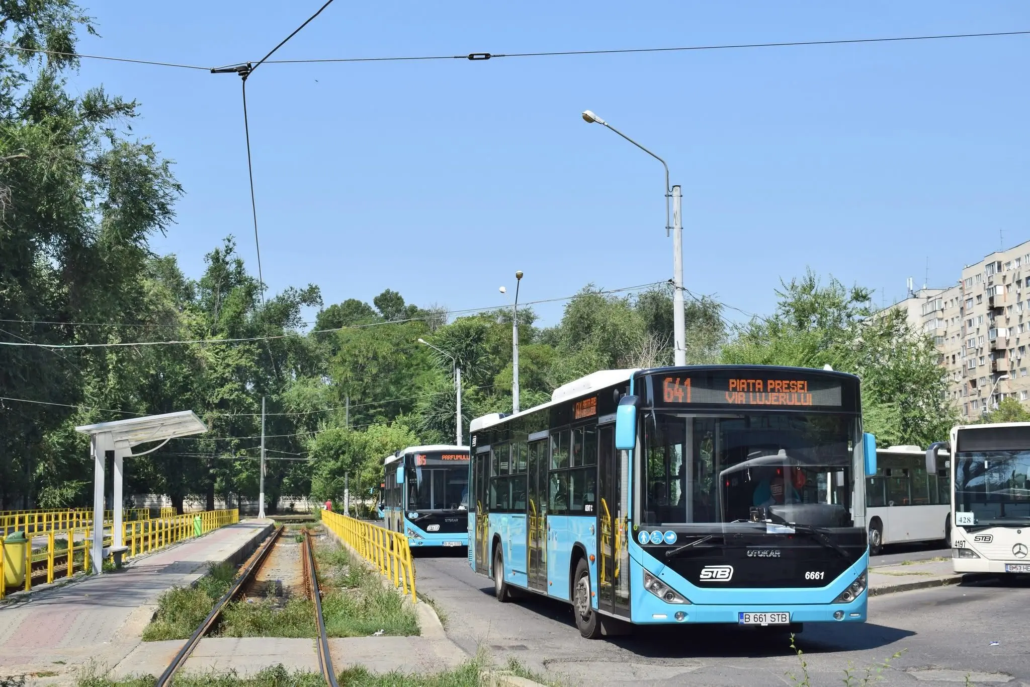 Anunț STB: linia 70 funcționează pe un traseu modificat Anunț STB: linia 70 funcționează pe un traseu modificat