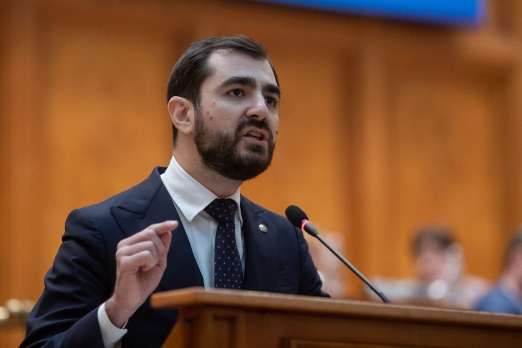 Deconspirarea securiștilor și a rudelor lor, respinsă în Comisia juridică | Oficiul de Știri Deconspirarea securiștilor și a rudelor lor, respinsă în Comisia juridică | Oficiul de Știri