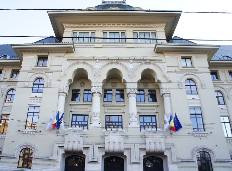Cum poți cere informații de la primărie sau institutiile statului