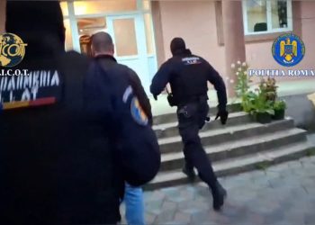 Percheziții la interlopi din clanurile Pian și Purcel Percheziții la interlopi din clanurile Pian și Purcel