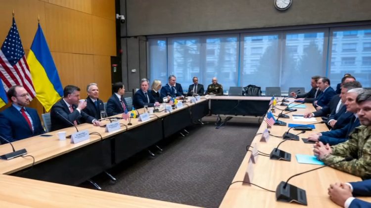 Ucraina ar fi de acord cu propunerea de pace mediată de SUA