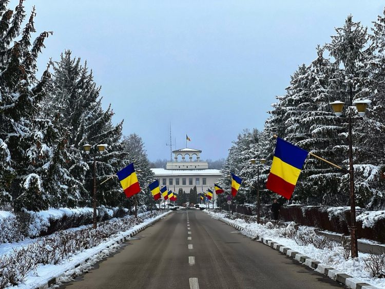 Acuzații de corupție în Academia de Poliție: Profesorul Claudiu Țupulan, acuzat de afaceri cu studenți doctoranzi-fantomă | Oficiul de Știri Acuzații de corupție în Academia de Poliție: Profesorul Claudiu Țupulan, acuzat de afaceri cu studenți doctoranzi-fantomă | Oficiul de Știri