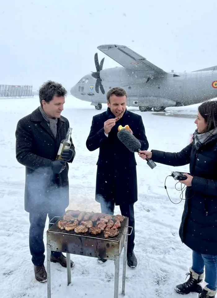 Cele mai tari glume și meme-uri cu Nicușor Dan blocat pe aeroportul din Paris: "Di, di, di şi hai la pas, ajungem diseară-acas!"