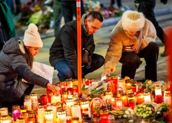 Patronii barului din Crans-Montana, Elveţia, puşi sub acuzare, după incendiul în care au murit 47 de oameni. Care sunt acuzațiile